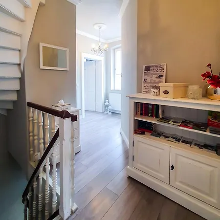 Friendly - Stadthaus Bornheim (Rheinland)