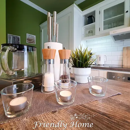 Friendly - Stadthaus * Bornheim (Rheinland)